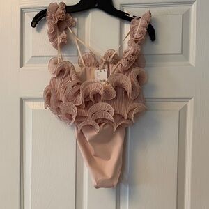 NWT Free People Ruffled Bodysuit in Soft Pink SIZE XS